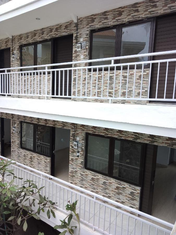 A&B Homestay And Kitchen 努沙杜瓦 外观 照片